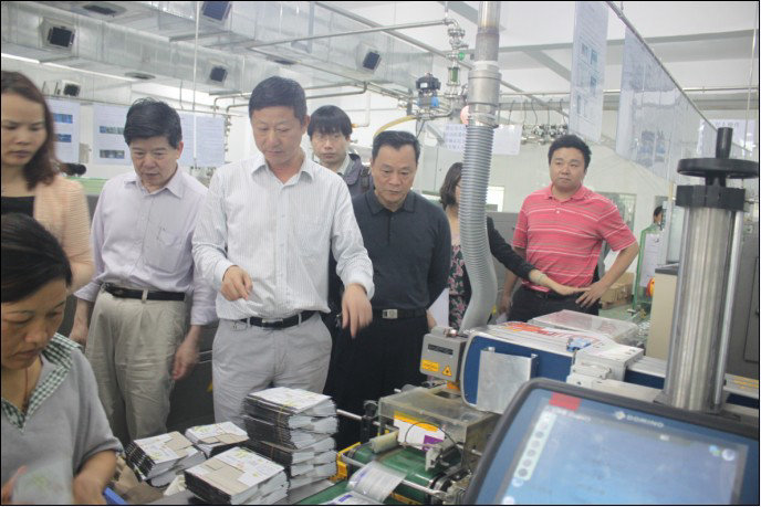 公安部、農(nóng)業(yè)部、工商總局等部委給予銀農(nóng)科技DCS自動化生產(chǎn)線高度贊譽